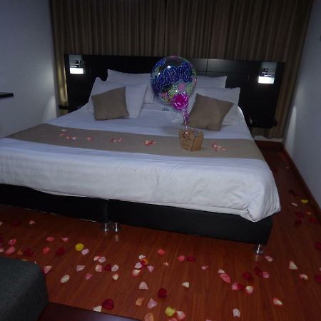 Suite Santa Lucia Hotel Boutique Sogamoso Bagian luar foto